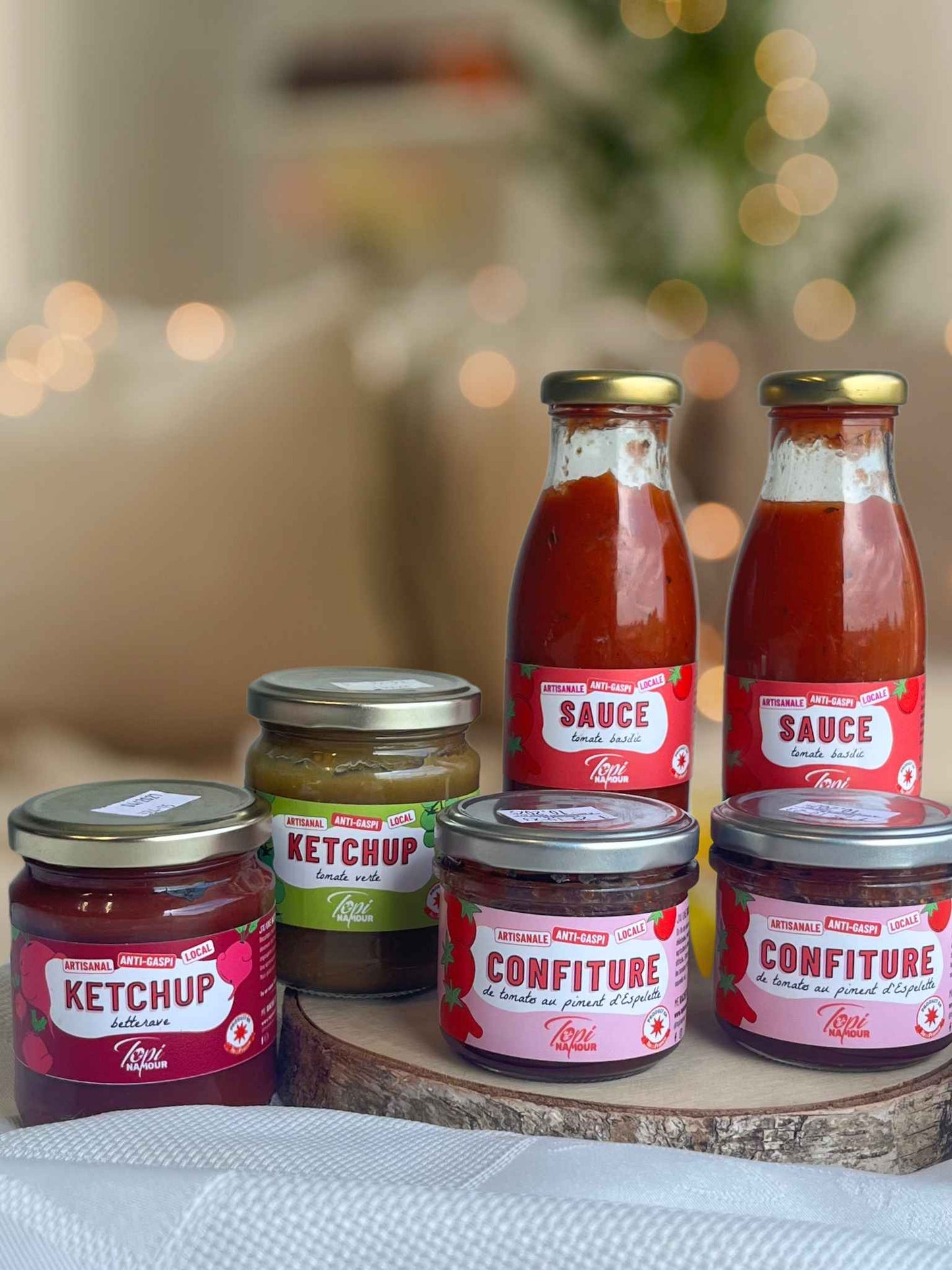 Produits Anti-Gaspi : ketchup de betterave, ketchup de tomate verte, sauce tomate, confiture de tomate au piment d'espelette